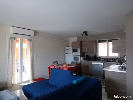 maison de plain-pied non mitoyenne avec spa– commerces à pied