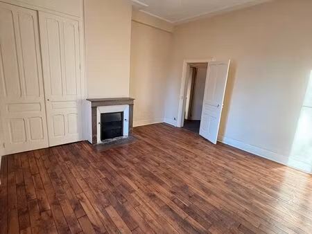 appartement t2 de caractère – 58 m² – quartier recherché de limoges