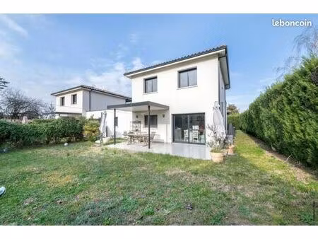 maison 4 pièces 110 m²