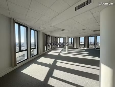bureaux 2 295 m²