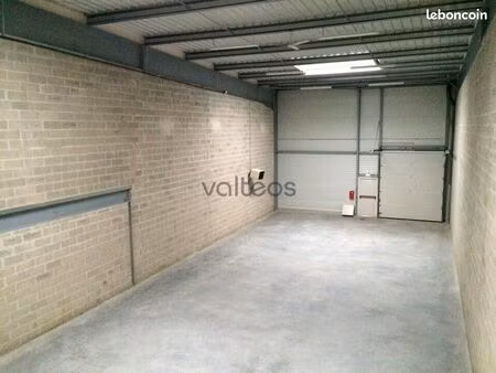 local d'activité 548 m²