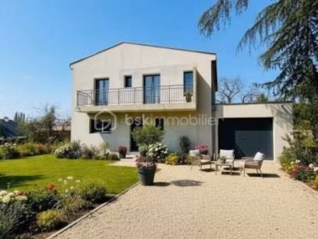 maison 5 pièces 154 m²