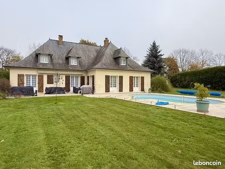 maison 7 pièces 200 m²