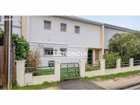 maison 5 pièces sur parcelle de 317 m2