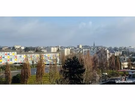 vente studio proche faculté et lycée renoir