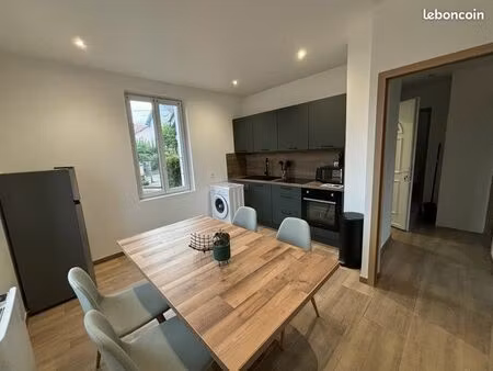 appartement t2 meublé de 55m2 refait à neuf