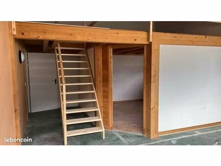 locaux de stockage  proche centre-ville sallanches