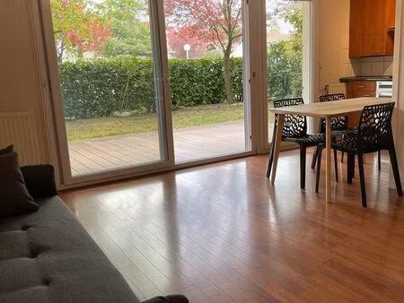 t2 meublé 50 m² - jardin 50 m² - triangle d’or parmelan - parking - 5 min lac