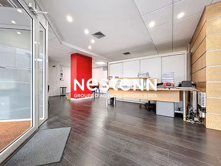 local commercial perpignan 132.20 m2  libre d'occupants.