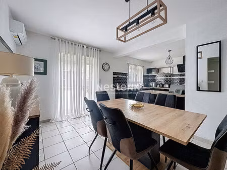 maison moderne et récente avec piscine dans quartier calme sur rivesaltes