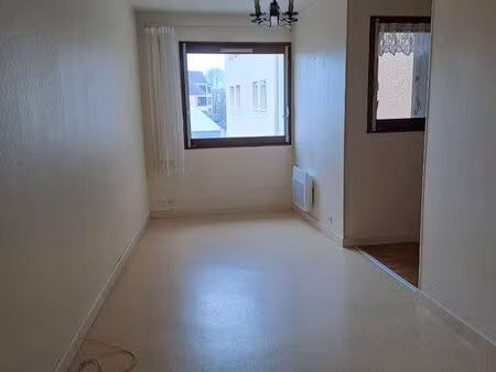 appartement f2 avec balcon et cave