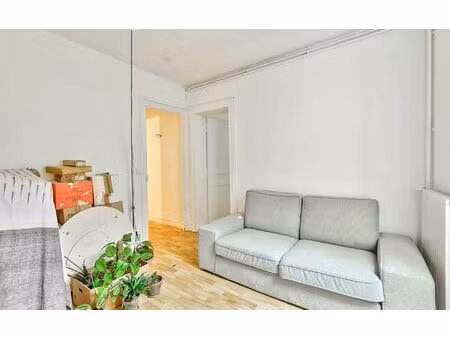 location appartement  30.68 m² t-1 à paris 11  980 €