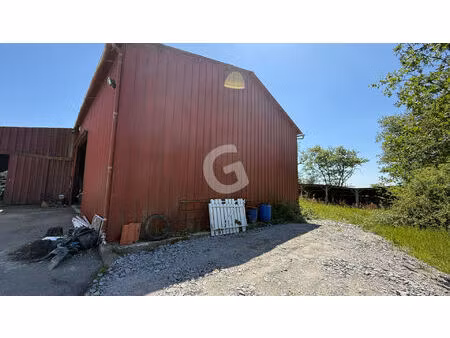 terrain non constructible 1262m² + hangars a vendre nieul le dolent