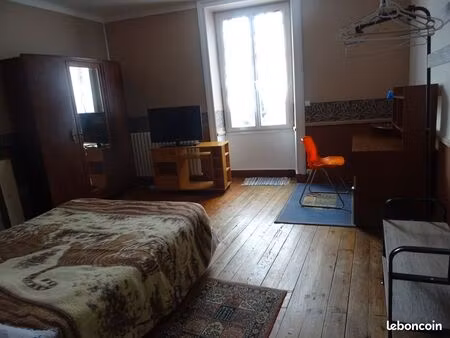 chambre meublée chez l'habitant (pour la rentrée)