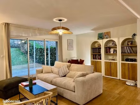 rare - quartier carmes - duplex 105m2 rénové - terasse/jardin privatif - cave - 2 parkings