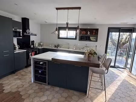 ? maison individuelle 125 m² – tignieu-village – terrain 990 m² – rénovation complète 2023