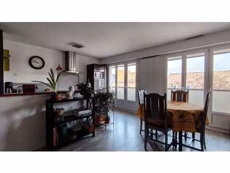 vente appartement 2 pièces à dinard centre ville (35800) : à vendre 2 pièces / 45m² dinard