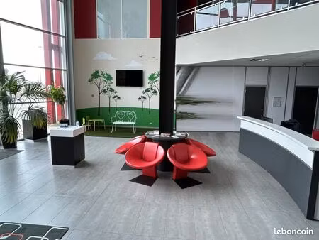 bureaux 900 m² limoges
