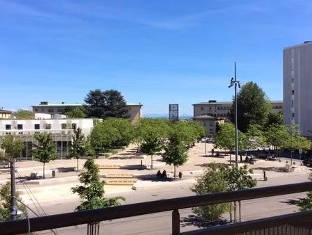 appartement 2 pièces 56 m²