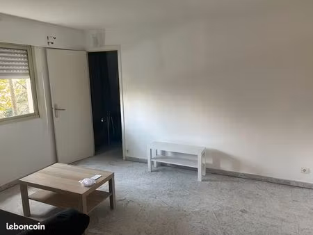 studio meublé 30m2 cros de cagnes 690 hc