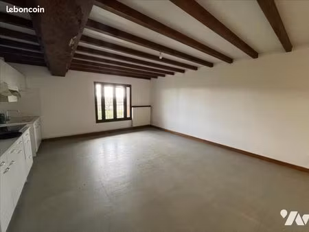 appartement 3 pièces 77 m²