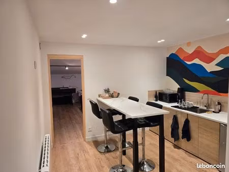 bureau à louer -passy (74190)