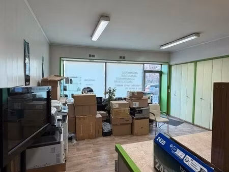 local commercial 114 m² limoges