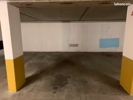 parking à louer
