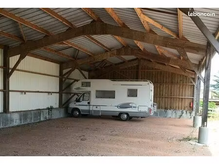 hivernage camping-car  van  caravane - grand bâtiment sécurisé (53)