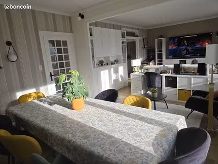 appartement t4 place des carmes