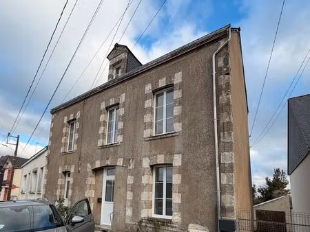 immeuble avec 6 appartements