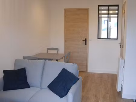 appartement 2 pièces meublé avec jardin privatif quartier zola