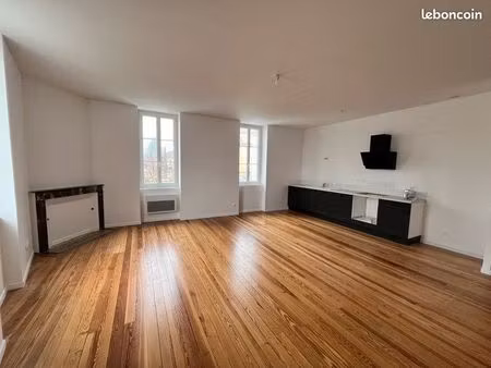 appartement 3 pièces 90 m²