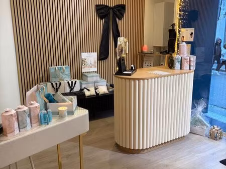 institut de beauté emplacement n°1