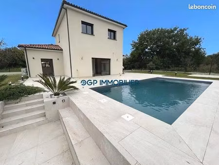villa 6 pièces 143 m²