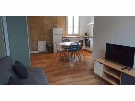 location appartement 3 pièces à libourne (33500) : à louer 3 pièces / 47m² libourne