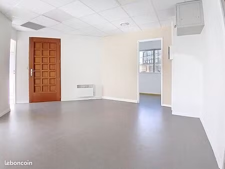 bureaux 57 m² le haillan