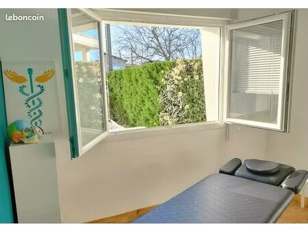 cabinet paramédical / medical location de bureau