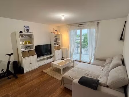 appartement meublé - place de parking - bordeaux lac