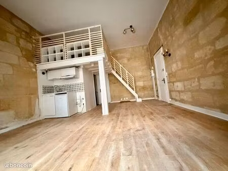 local professionnel rénové quartier capucins