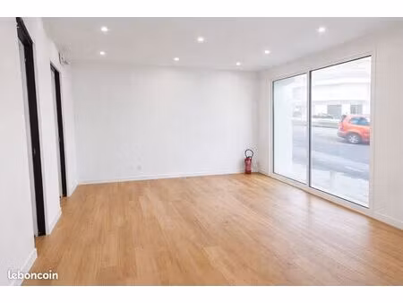 local 23 m² saint-médard-en-jalles