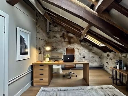 bureau 21m² nantes pour profession libérale réglementée