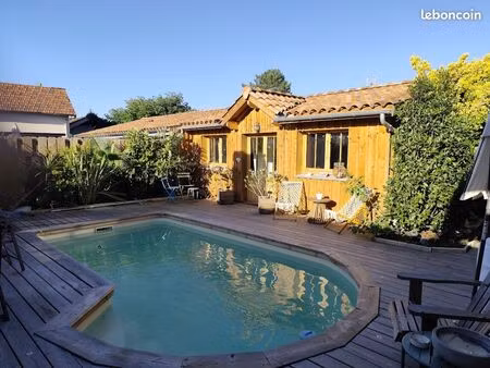 maison de plain pied 4 chambres avec piscine et studio indépendant