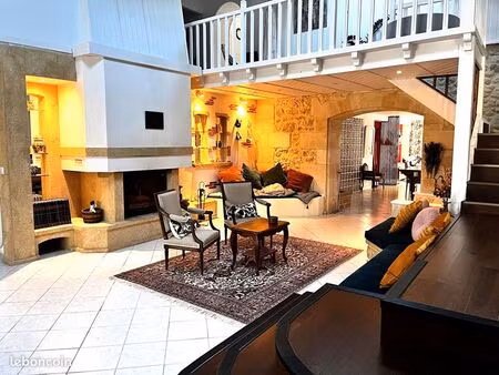 local 330 m² langoiran