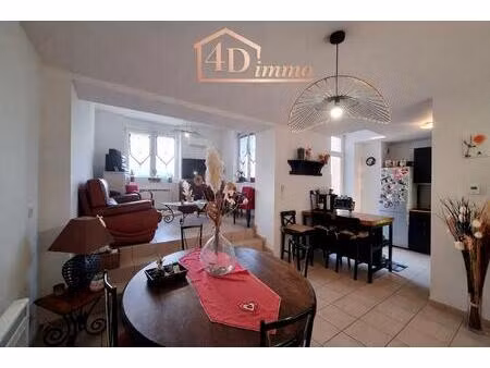 apartment-f294e70a-455b-4fa0-915c-57b71ed0a4d9