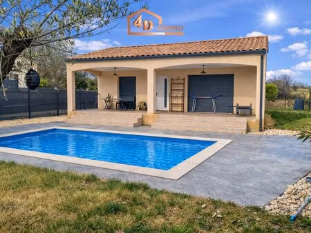 villa récente meublée avec piscine