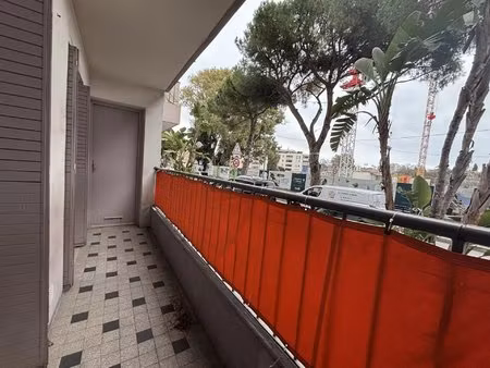 appartement lumineux à louer au centre-ville de cagnes-sur-mer