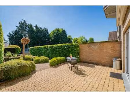 spacieux duplex avec jardin à vendre à buizingen