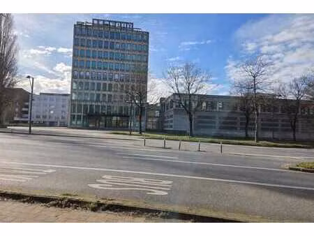 300m² de bureaux