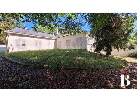 maison orvault bourg